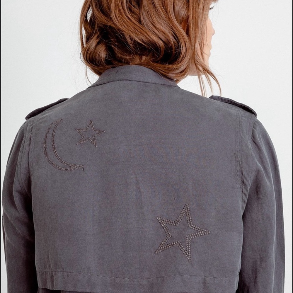 Rails Rowen Long Sleeve Jacket With Star
Embroidery- Dark Grey XXS - Picture 3 of 10